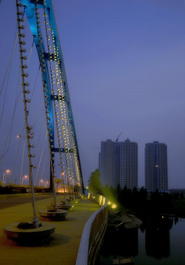 Ƭ 083.jpg