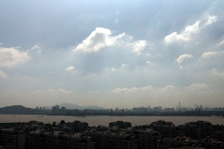 DSC03805_.jpg